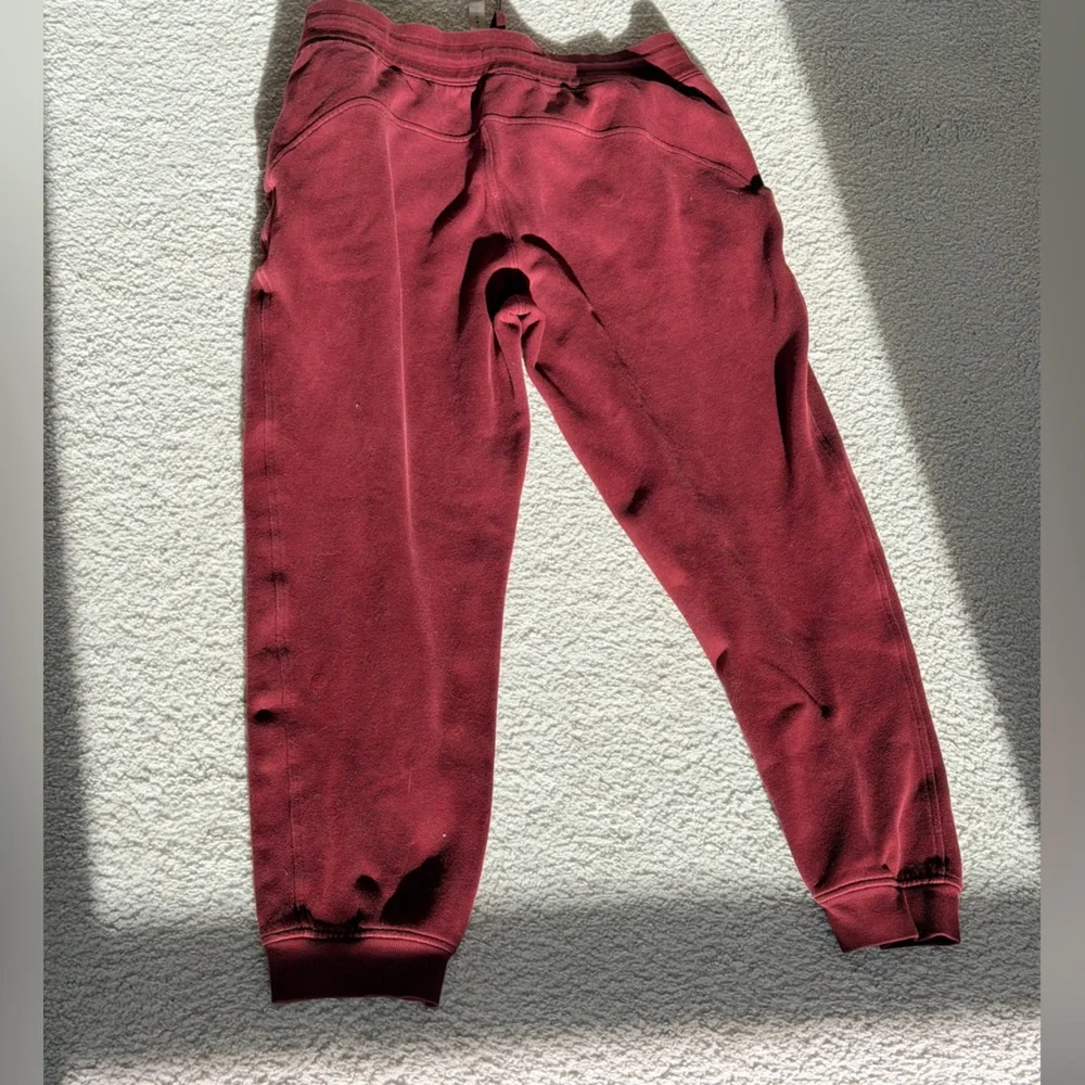 Lululemon Athletica scuba high rise Joggers - Picture 4 of 5